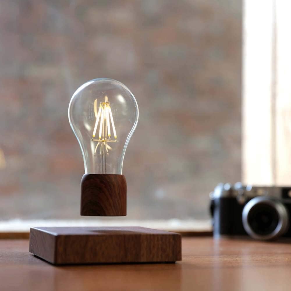 Magnetic Levitating Floating Wireless LED Light Bulb Desk Lamp